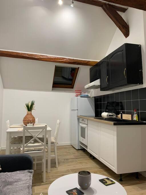 Appartement De Charme - 41M² Rosny-sur-Seine Eksteriør billede